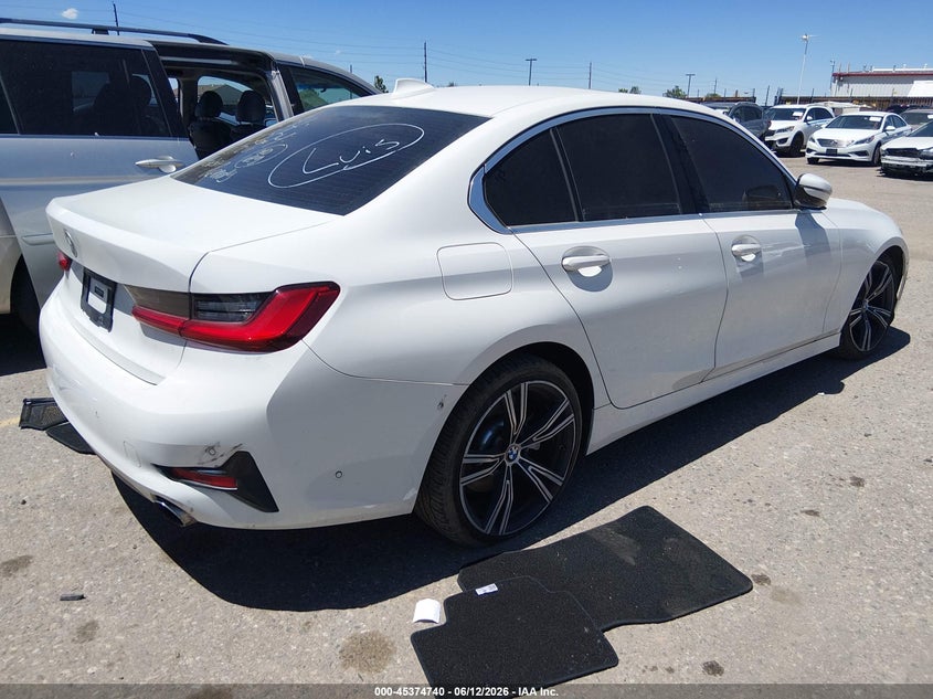 2021 BMW 3er VIN 3MW5R7J05M8C04224 IAAI salvage auction — THEFT, Salvage Title, sold $11,650 on 2026-07-28 (photo 4)