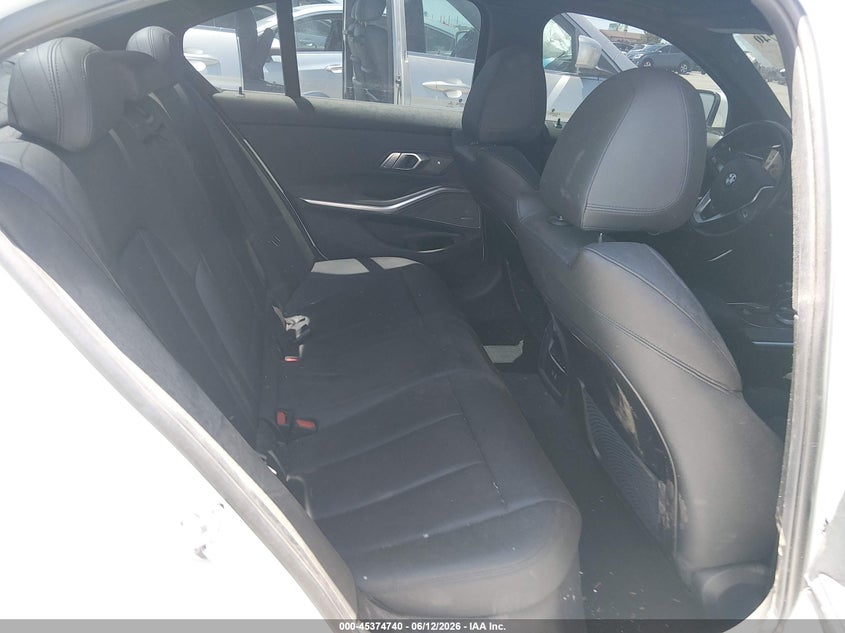 2021 BMW 3er VIN 3MW5R7J05M8C04224 IAAI salvage auction — THEFT, Salvage Title, sold $11,650 on 2026-07-28 (photo 8)