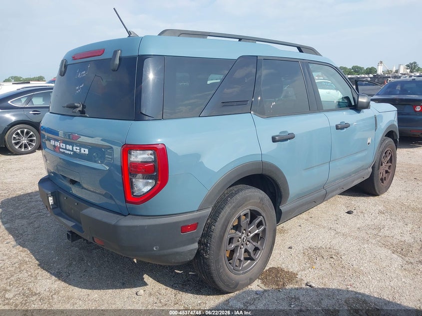 2022 Ford Bronco sport VIN 3FMCR9B60NRD28076 IAAI salvage auction — HAIL, Wait Title, sold $10,200 on 2026-10-06 (photo 4)