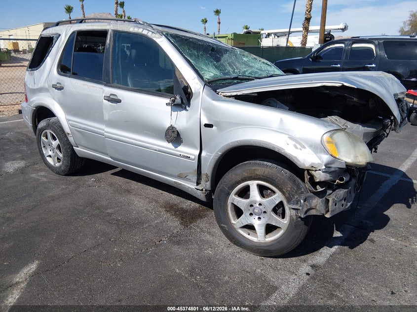 2001 Mercedes-benz Ml-class VIN 4JGAB54E51A250763 IAAI salvage auction — FRONT & REAR, Salvage (Nevada), sold $25 on 2026-07-10 (photo 1)