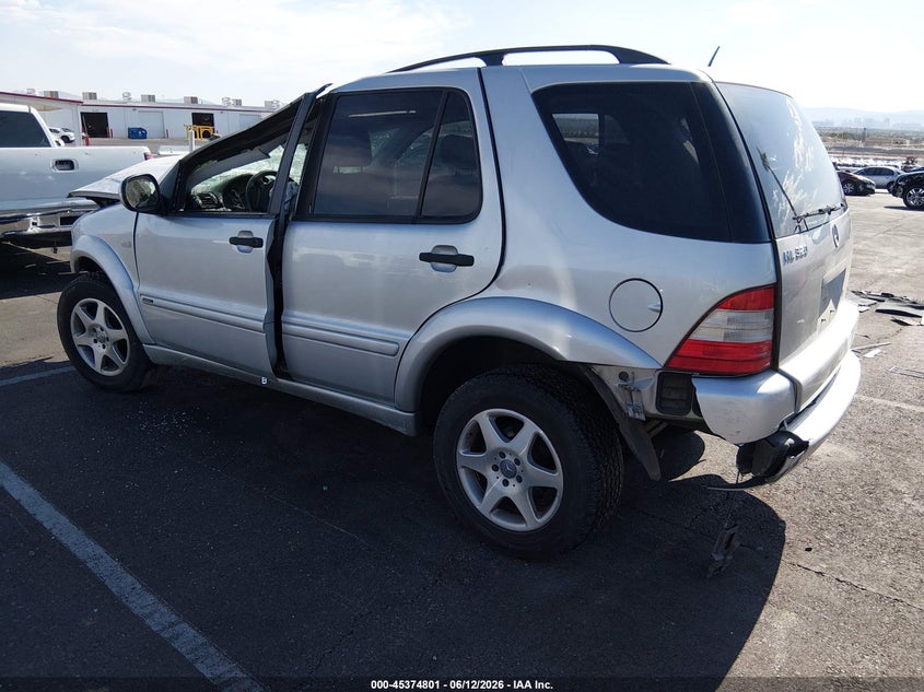 2001 Mercedes-benz Ml-class VIN 4JGAB54E51A250763 IAAI salvage auction — FRONT & REAR, Salvage (Nevada), sold $25 on 2026-07-10 (photo 3)