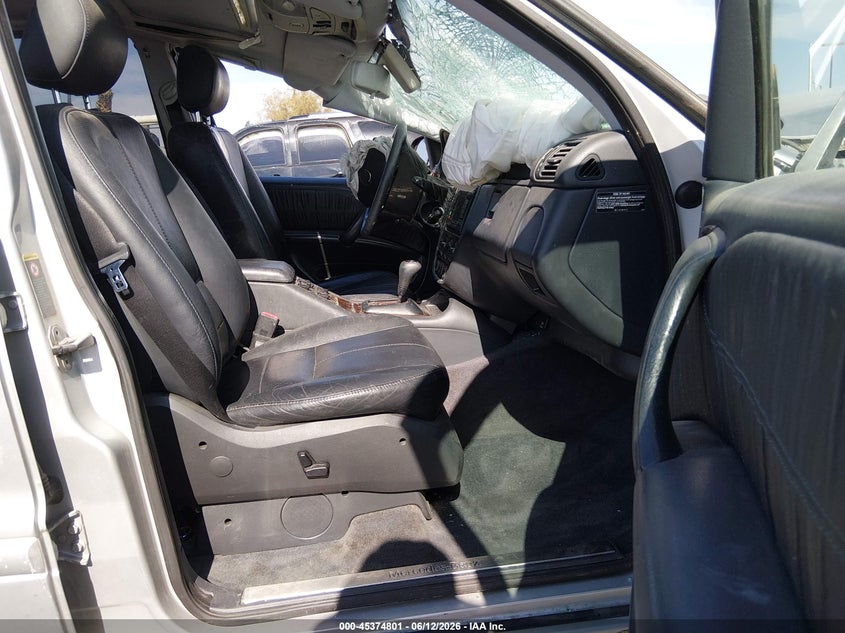 2001 Mercedes-benz Ml-class VIN 4JGAB54E51A250763 IAAI salvage auction — FRONT & REAR, Salvage (Nevada), sold $25 on 2026-07-10 (photo 5)