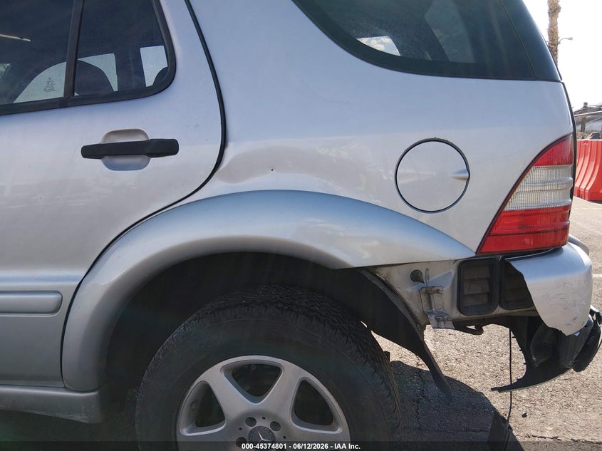 2001 Mercedes-benz Ml-class VIN 4JGAB54E51A250763 IAAI salvage auction — FRONT & REAR, Salvage (Nevada), sold $25 on 2026-07-10 (photo 6)