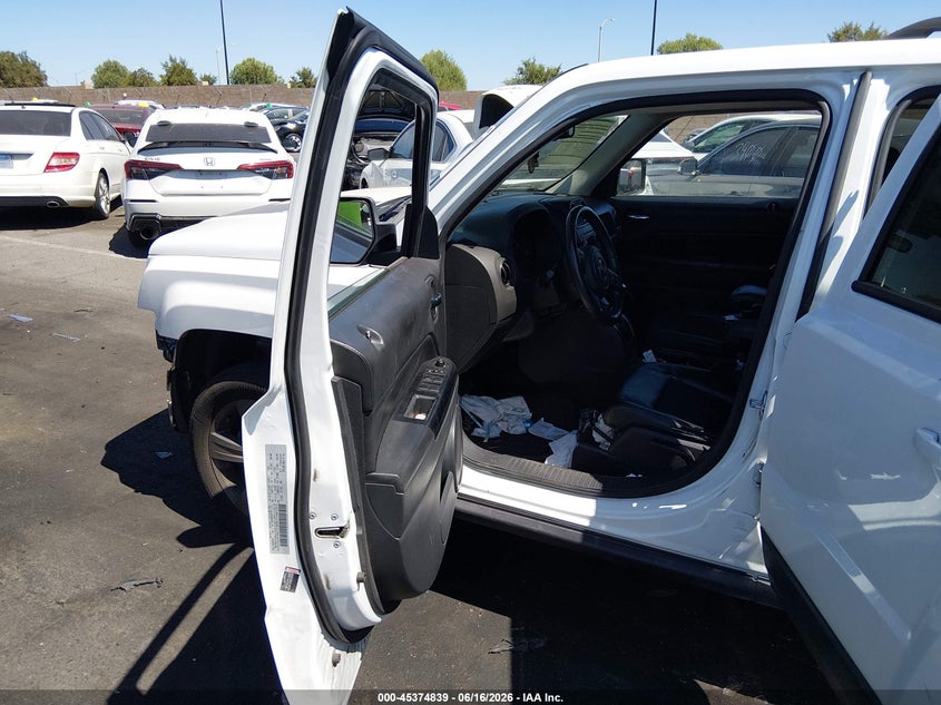 2016 Jeep Liberty (patriot) VIN 1C4NJPBA7GD803795 IAAI salvage auction — FRONT END, Salvage Title, sold $1,650 on 2026-08-14 (photo 5)