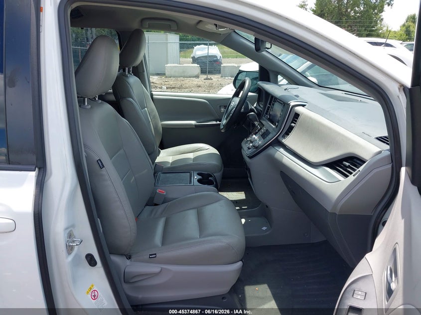 2018 Toyota Sienna VIN 5TDKZ3DC8JS946401 IAAI salvage auction — RIGHT FRONT, Salvage (Ohio), sold $8,150 on 2026-07-08 (photo 5)