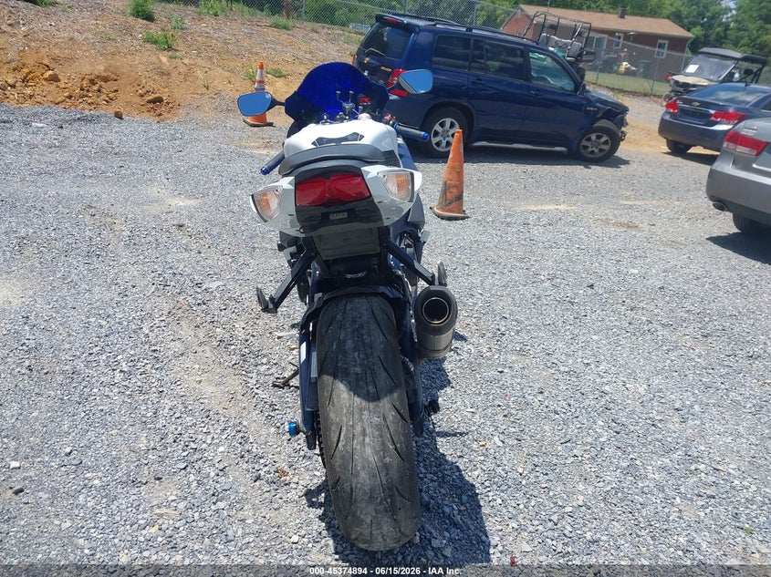2011 Suzuki Gsx750 VIN JS1GR7MA1B2100450 IAAI salvage auction — RIGHT SIDE, Clear (Virginia), sold $3,200 on 2026-07-07 (photo 6)