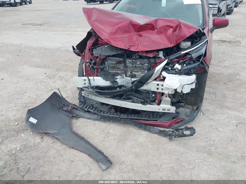 2025 Toyota Sienna VIN 5TDKRKEC0SS248374 IAAI salvage auction — FRONT END, Salvage (Texas), sold $9,700 on 2026-07-22 (photo 6)