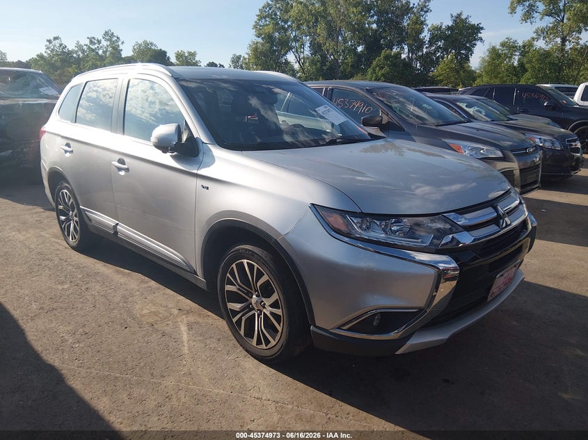 2018 Mitsubishi Outlander VIN JA4JZ4AX6JZ048154 IAAI salvage auction — REAR END, Salvage Title, sold $3,400 on 2026-07-28 (photo 1)