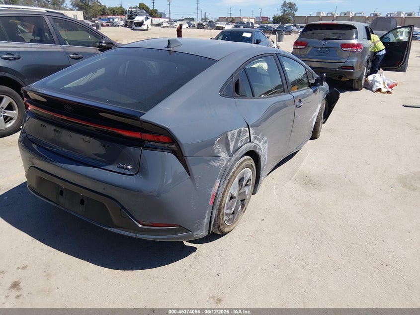2025 Toyota Prius VIN JTDACAAU0S3061210 IAAI salvage auction — RIGHT SIDE, Salvage (California), sold $7,800 on 2026-07-15 (photo 4)