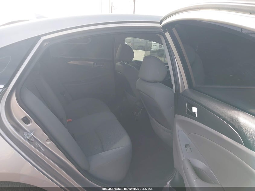 2013 Hyundai Sonata hybrid VIN KMHEC4A46DA083032 IAAI salvage auction — NORMAL WEAR, Original (Texas), sold $300 on 2026-07-17 (photo 8)