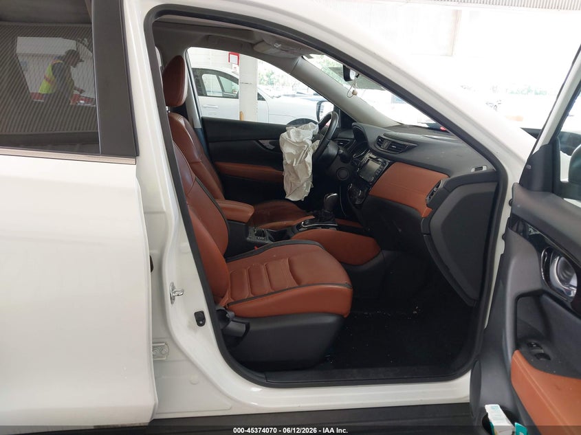 2017 Nissan Rogue VIN JN8AT2MT6HW142698 IAAI salvage auction — FRONT END, Rebuildable (Florida), sold $2,100 on 2026-07-08 (photo 5)
