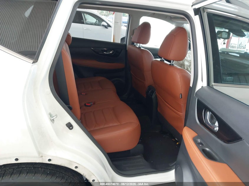 2017 Nissan Rogue VIN JN8AT2MT6HW142698 IAAI salvage auction — FRONT END, Rebuildable (Florida), sold $2,100 on 2026-07-08 (photo 8)