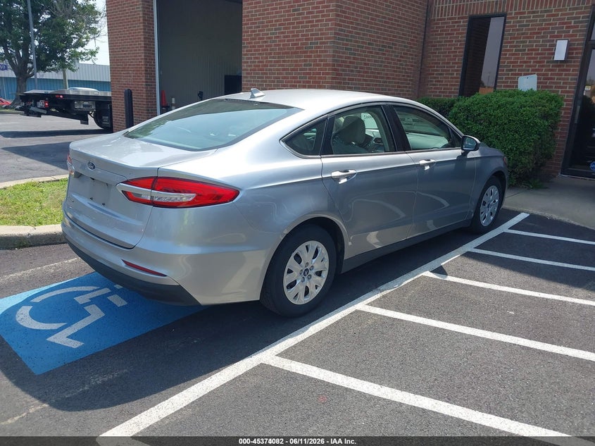 2020 Ford Fusion VIN 3FA6P0G71LR232934 IAAI salvage auction — NORMAL WEAR, SF97 (Virginia), sold $9,450 on 2026-07-22 (photo 4)