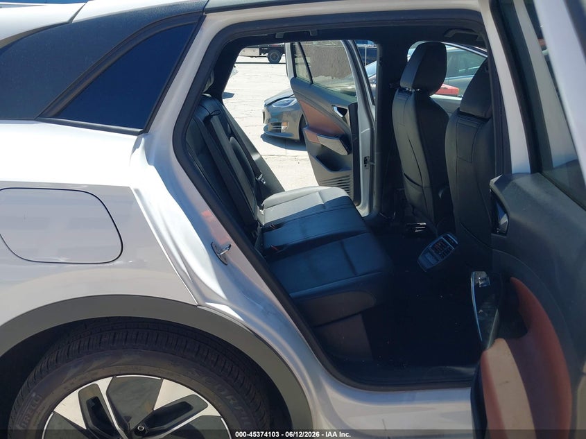 2022 Volkswagen Id.4 VIN WVGGNPE25NP065729 IAAI salvage auction — LEFT REAR, Salvage Title, sold $9,200 on 2026-08-10 (photo 8)