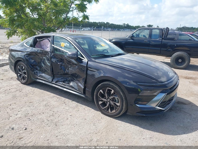2024 Hyundai Sonata VIN KMHL64JA6RA372813 IAAI salvage auction — BIOHAZARD/CHEMICAL, Salvage Title, sold $4,400 on 2026-07-23 (photo 1)