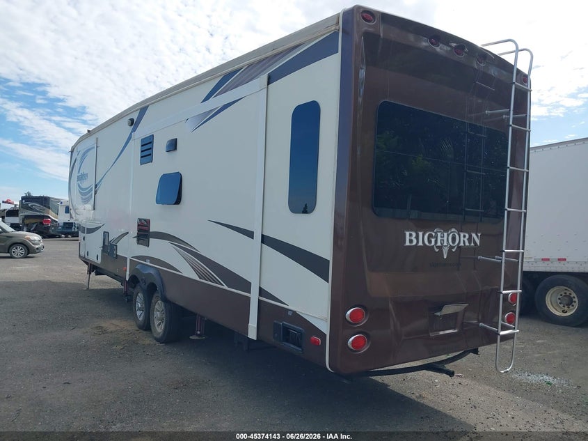 2015 Heartland rvs bighor Series m-3570rs VIN 5SFBG3720FE284378 IAAI salvage auction — ROOF, Salvage (California), sold $1,050 on 2026-07-07 (photo 3)