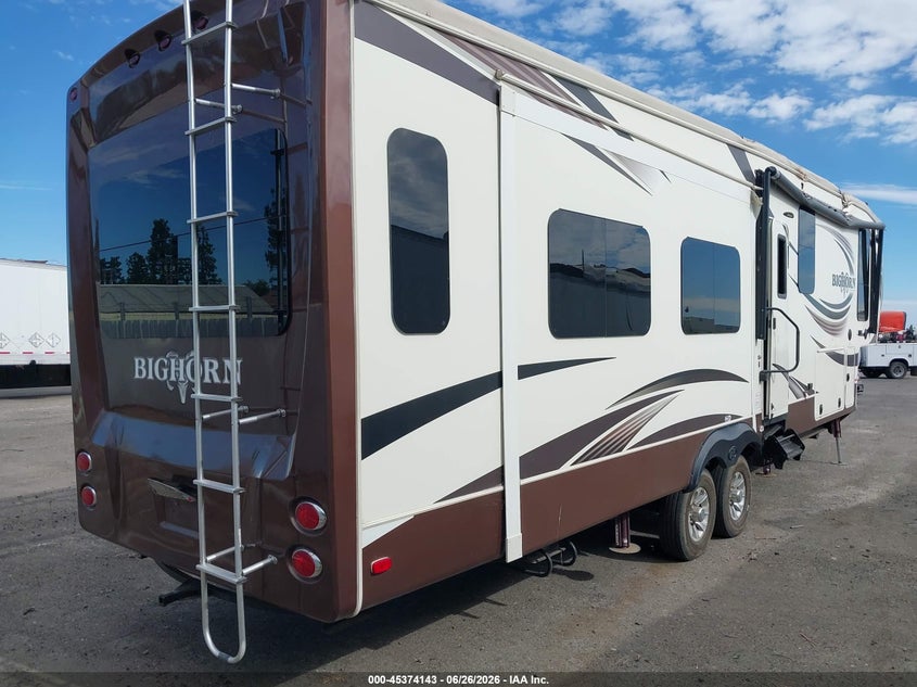 2015 Heartland rvs bighor Series m-3570rs VIN 5SFBG3720FE284378 IAAI salvage auction — ROOF, Salvage (California), sold $1,050 on 2026-07-07 (photo 4)