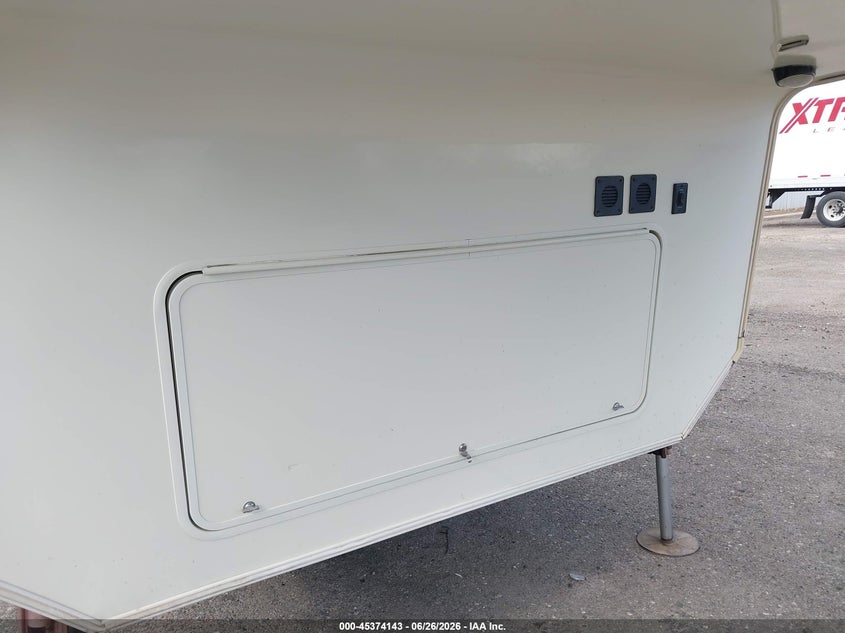 2015 Heartland rvs bighor Series m-3570rs VIN 5SFBG3720FE284378 IAAI salvage auction — ROOF, Salvage (California), sold $1,050 on 2026-07-07 (photo 7)