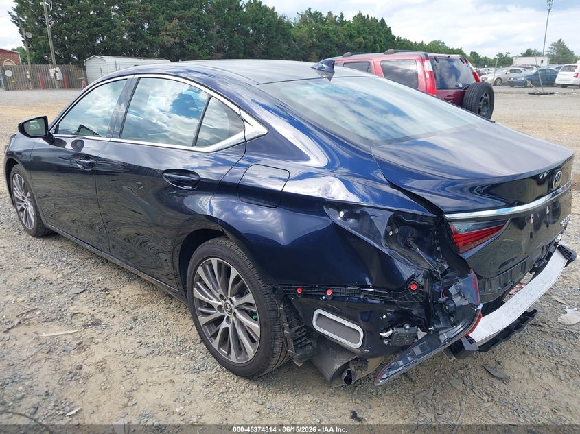 2019 Lexus ES VIN 58ABZ1B19KU038286 IAAI salvage auction — REAR END, Salvage (Virginia), sold $11,800 on 2026-07-10 (photo 3)