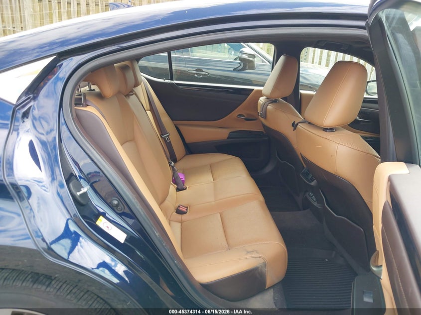 2019 Lexus ES VIN 58ABZ1B19KU038286 IAAI salvage auction — REAR END, Salvage (Virginia), sold $11,800 on 2026-07-10 (photo 8)