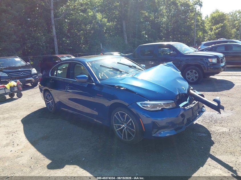 2021 BMW 3er VIN 3MW5R7J08M8B63376 IAAI salvage auction — FRONT END, Wait Title, sold $5,400 on 2026-08-01 (photo 1)