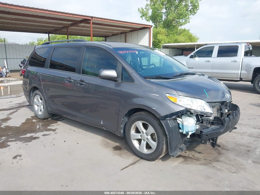 2017 Toyota Sienna VIN 5TDKZ3DC0HS856735 IAAI salvage auction — LEFT SIDE, Original (Texas), sold $7,100 on 2026-07-29 (photo 1)