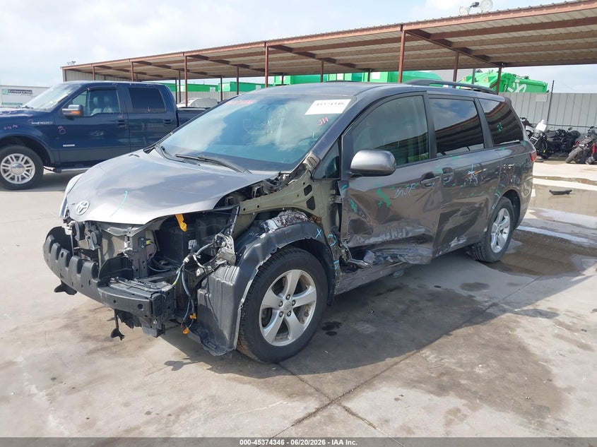 2017 Toyota Sienna VIN 5TDKZ3DC0HS856735 IAAI salvage auction — LEFT SIDE, Original (Texas), sold $7,100 on 2026-07-29 (photo 2)