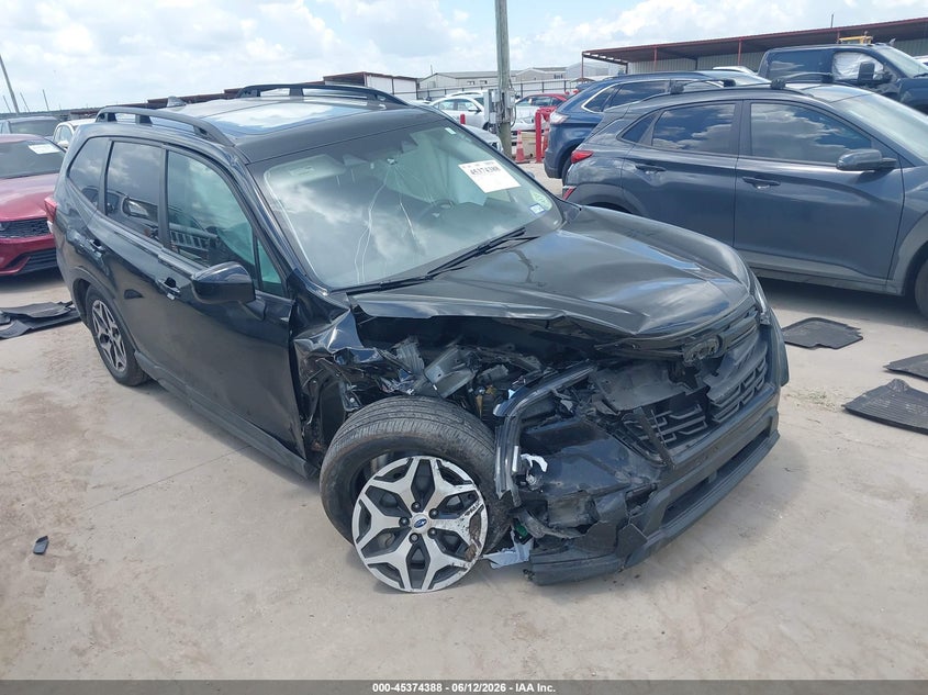 2023 Subaru Forester VIN JF2SKAEC4PH490970 IAAI salvage auction — RIGHT SIDE, Salvage (Texas), sold $3,125 on 2026-07-28 (photo 1)