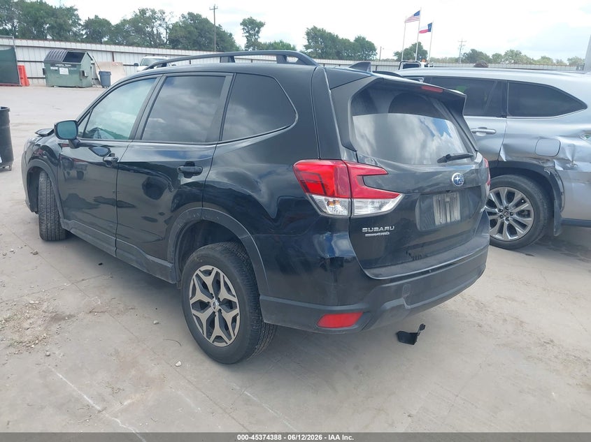 2023 Subaru Forester VIN JF2SKAEC4PH490970 IAAI salvage auction — RIGHT SIDE, Salvage (Texas), sold $3,125 on 2026-07-28 (photo 3)