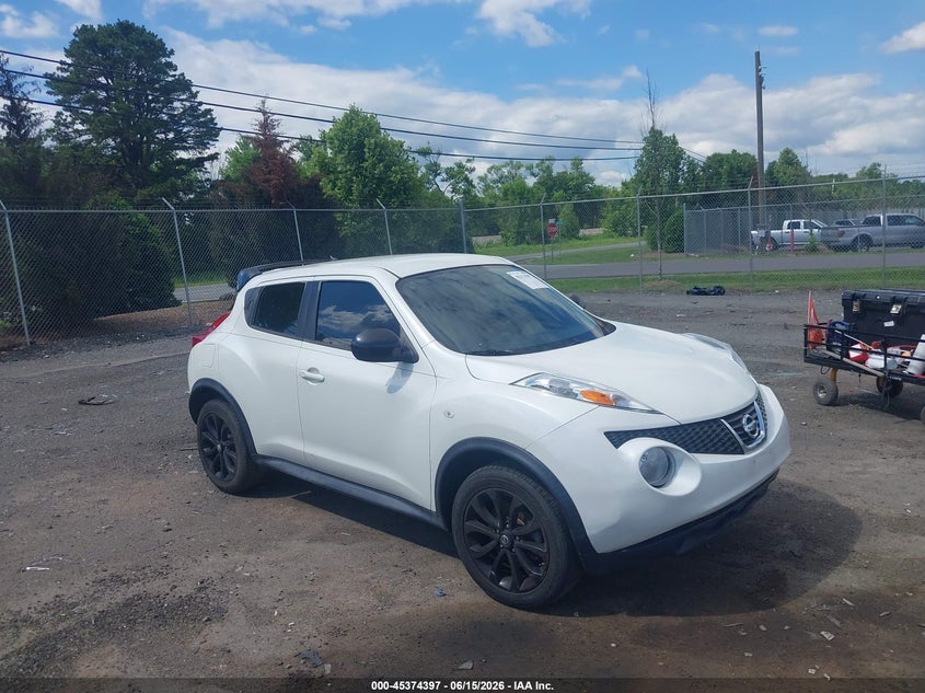 2014 Nissan Juke VIN JN8AF5MR2ET356842 IAAI salvage auction — LEFT SIDE, Clear (Virginia), sold $925 on 2026-07-07 (photo 1)