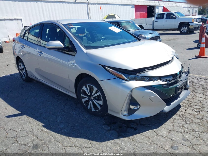 2019 Toyota Prius VIN JTDKARFP5K3117587 — IAAI salvage auction photo