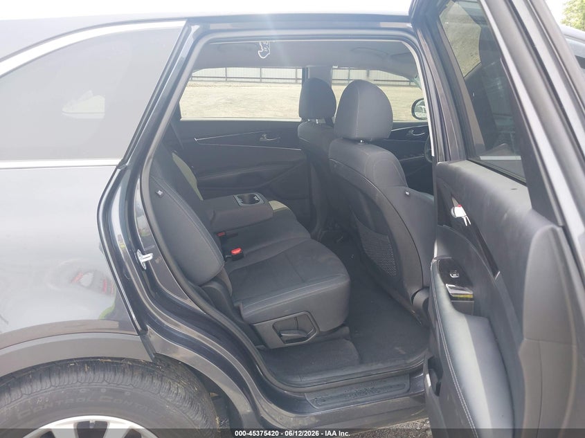 2019 Kia Sorento VIN 5XYPGDA30KG545753 IAAI salvage auction — LEFT REAR, Salvage Title, sold $1,700 on 2026-07-29 (photo 8)