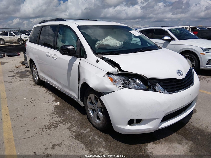2014 Toyota Sienna VIN 5TDKK3DC0ES503167 IAAI salvage auction — RIGHT FRONT, Salvage (Texas), sold $2,450 on 2026-07-30 (photo 1)