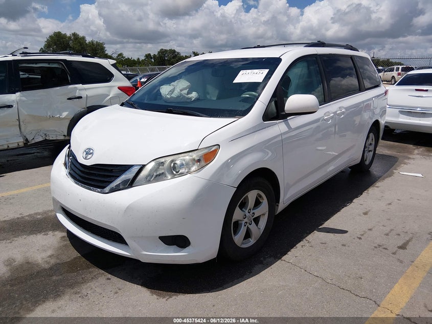 2014 Toyota Sienna VIN 5TDKK3DC0ES503167 IAAI salvage auction — RIGHT FRONT, Salvage (Texas), sold $2,450 on 2026-07-30 (photo 2)