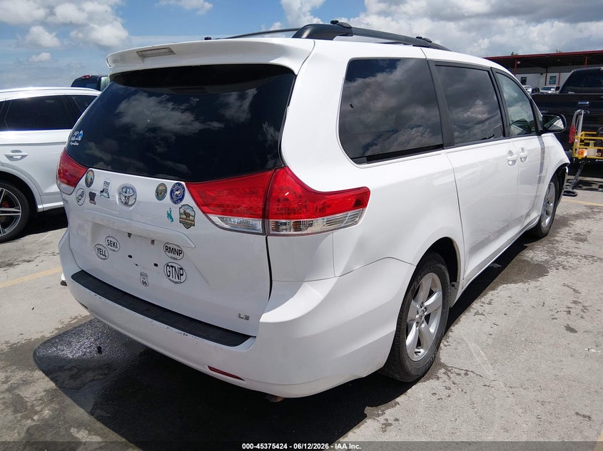 2014 Toyota Sienna VIN 5TDKK3DC0ES503167 IAAI salvage auction — RIGHT FRONT, Salvage (Texas), sold $2,450 on 2026-07-30 (photo 4)