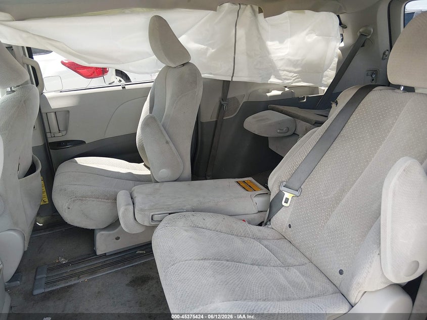 2014 Toyota Sienna VIN 5TDKK3DC0ES503167 IAAI salvage auction — RIGHT FRONT, Salvage (Texas), sold $2,450 on 2026-07-30 (photo 8)