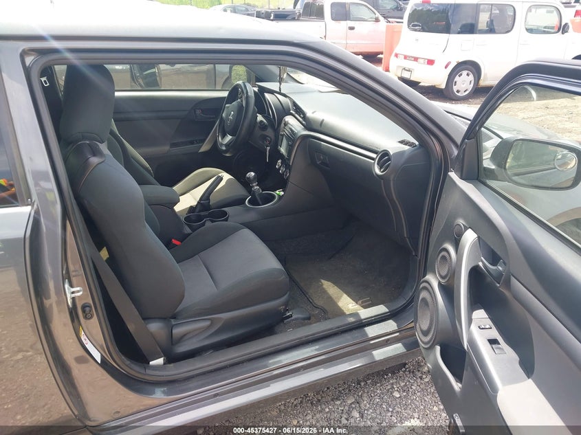 2014 Scion Tc VIN JTKJF5C71E3073868 IAAI salvage auction — LEFT FRONT, Salvage (Illinois), sold $900 on 2026-07-15 (photo 5)