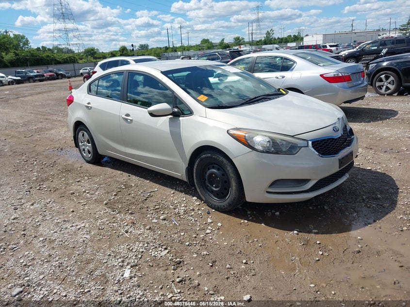 2015 Kia Forte VIN KNAFK4A67F5301288 IAAI salvage auction — FRONT END, Salvage (Ohio), sold $775 on 2026-07-13 (photo 1)