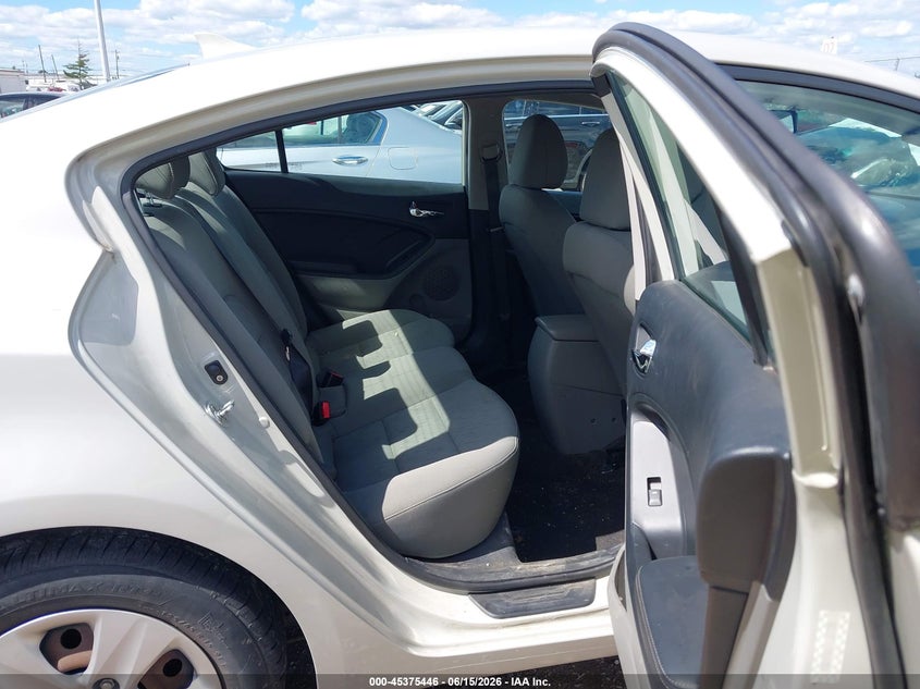 2015 Kia Forte VIN KNAFK4A67F5301288 IAAI salvage auction — FRONT END, Salvage (Ohio), sold $775 on 2026-07-13 (photo 8)