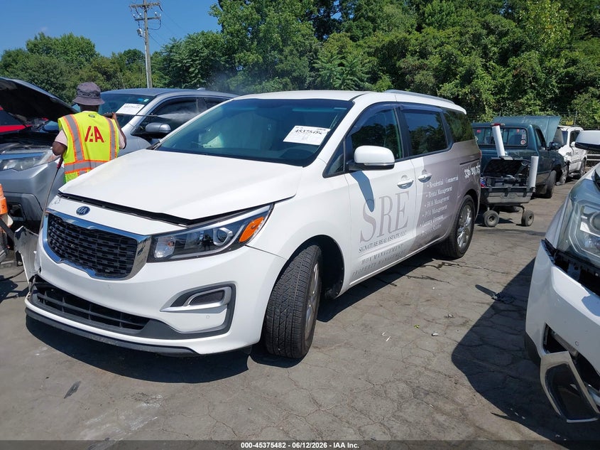 2020 Kia SEDONA VIN KNDMB5C17L6624473 IAAI salvage auction — RIGHT FRONT, Salvage (North Carolina), sold $1,700 on 2026-07-23 (photo 2)