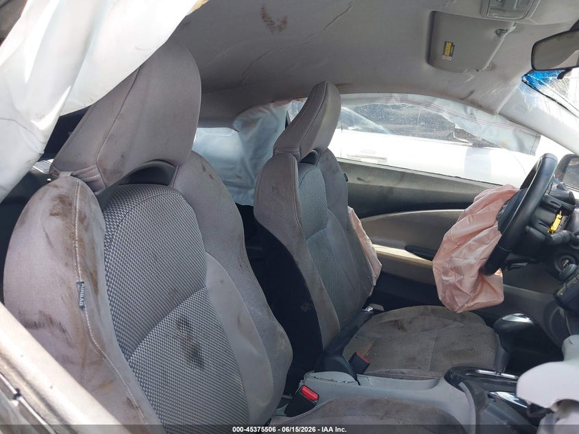 2011 Honda Cr-z VIN JHMZF1D64BS015326 IAAI salvage auction — ROLLOVER, Salvage (North Carolina), sold $400 on 2026-07-13 (photo 5)