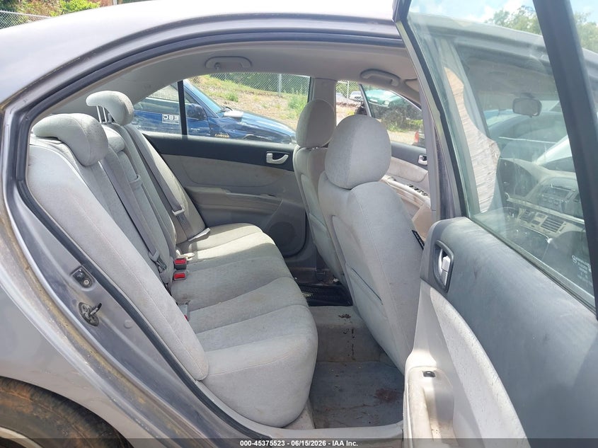 2006 Hyundai Sonata VIN 5NPEU46F06H152580 IAAI salvage auction — NORMAL WEAR, Clear (Virginia), sold $100 on 2026-07-14 (photo 8)