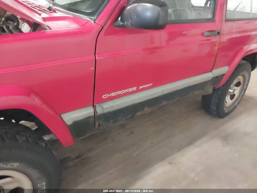 1999 Jeep Cherokee VIN 1J4FF67S0XL512962 IAAI salvage auction — NORMAL WEAR, Clear (Minnesota), sold $725 on 2026-07-08 (photo 6)