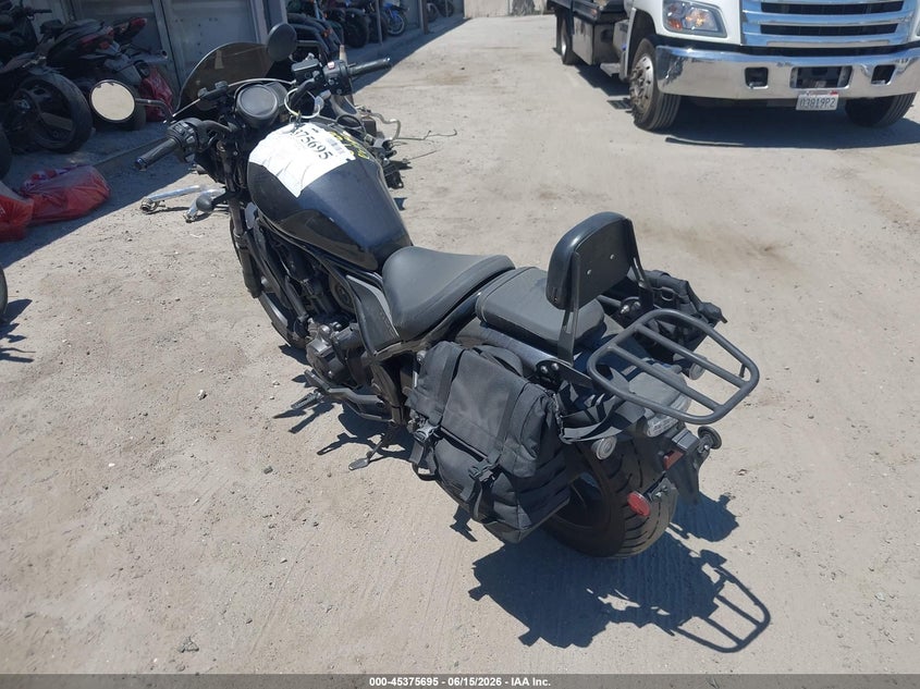 2021 Honda Cm VIN JH2SC8313MK000952 IAAI salvage auction — SIDE, Salvage (California), sold $2,750 on 2026-07-14 (photo 3)