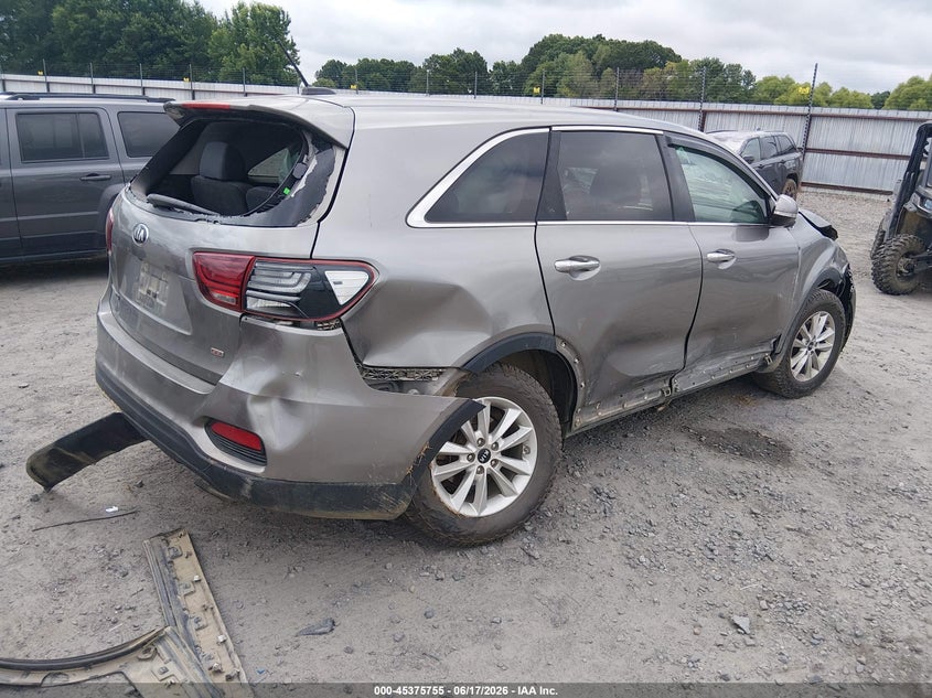 2019 Kia Sorento VIN 5XYPG4A37KG530442 IAAI salvage auction — ROLLOVER, Salvage Title, sold $450 on 2026-07-29 (photo 4)