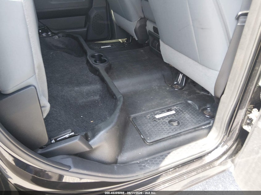 2015 Ram 2500 VIN 3C6UR5HJ8FG691453 IAAI salvage auction — NORMAL WEAR, Sf97 (Maryland), sold $21,225 on 2026-08-18 (photo 8)