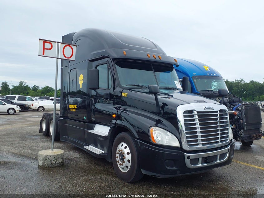 2017 Freightliner Cascadia 125 VIN 3AKJGLDR3HSJJ8481 IAAI salvage auction — NORMAL WEAR, Clear (Louisiana), sold $3,050 on 2026-08-24 (photo 1)