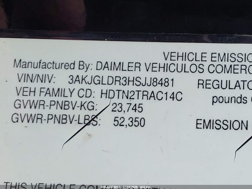 2017 Freightliner Cascadia 125 VIN 3AKJGLDR3HSJJ8481 IAAI salvage auction — NORMAL WEAR, Clear (Louisiana), sold $3,050 on 2026-08-24 (photo 8)