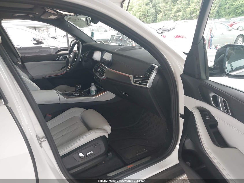2023 BMW X5 VIN 5UXCR6C03P9P26568 IAAI salvage auction — FRONT END, Salvage Title, sold $18,600 on 2026-07-31 (photo 5)