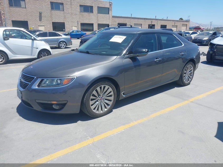 2011 Saab 9-5 VIN YS3GN4AR9B4002273 IAAI salvage auction — SIDE, Salvage (California), sold $700 on 2026-07-29 (photo 2)